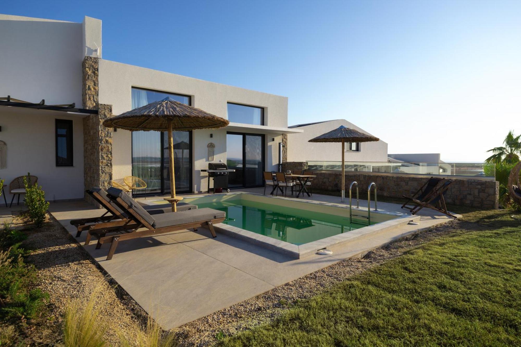 Flamingo View Suites & Villas Nea Poteidaia Exterior foto